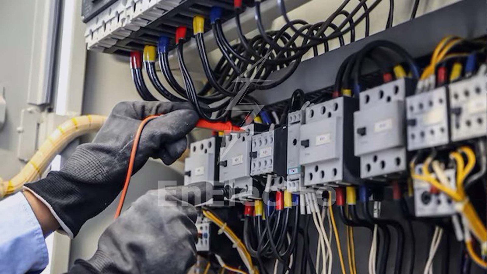 Preventive & Corrective Maintenance Contracts (AMC) 4